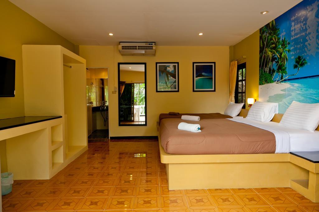 Full Moon Beach Resort Karon Exterior photo