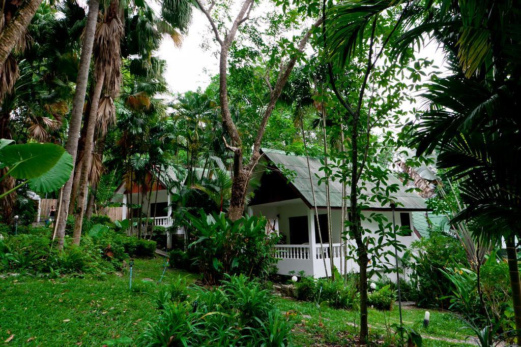 Full Moon Beach Resort Karon Exterior photo